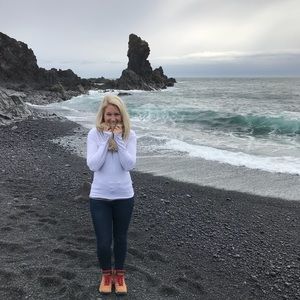 Meet your Posher, Carli